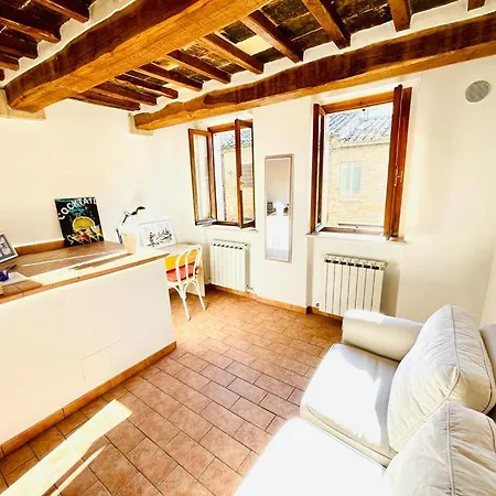 Guesthost - Tempietto Cozy Near The Historic Center *